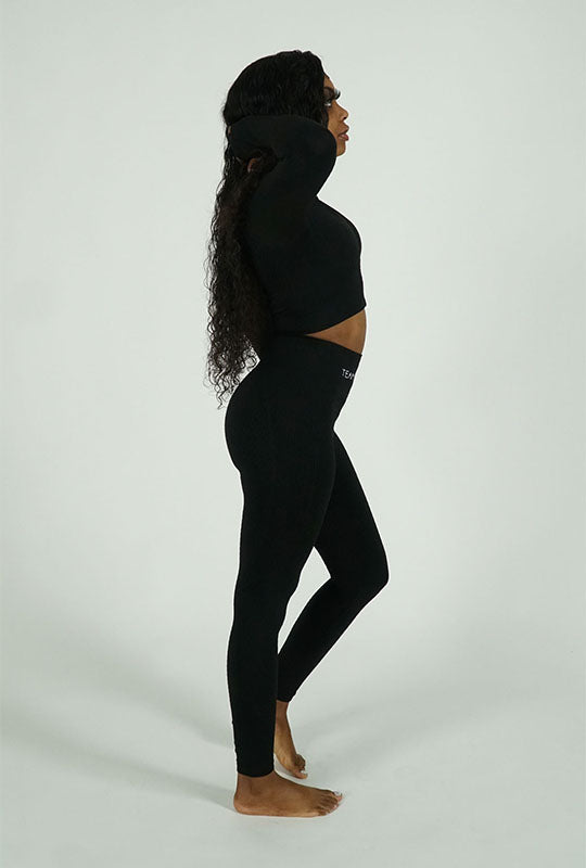 2 Pc - Black Long Sleeve Top Zip And Sports Pants Moisture Wicking